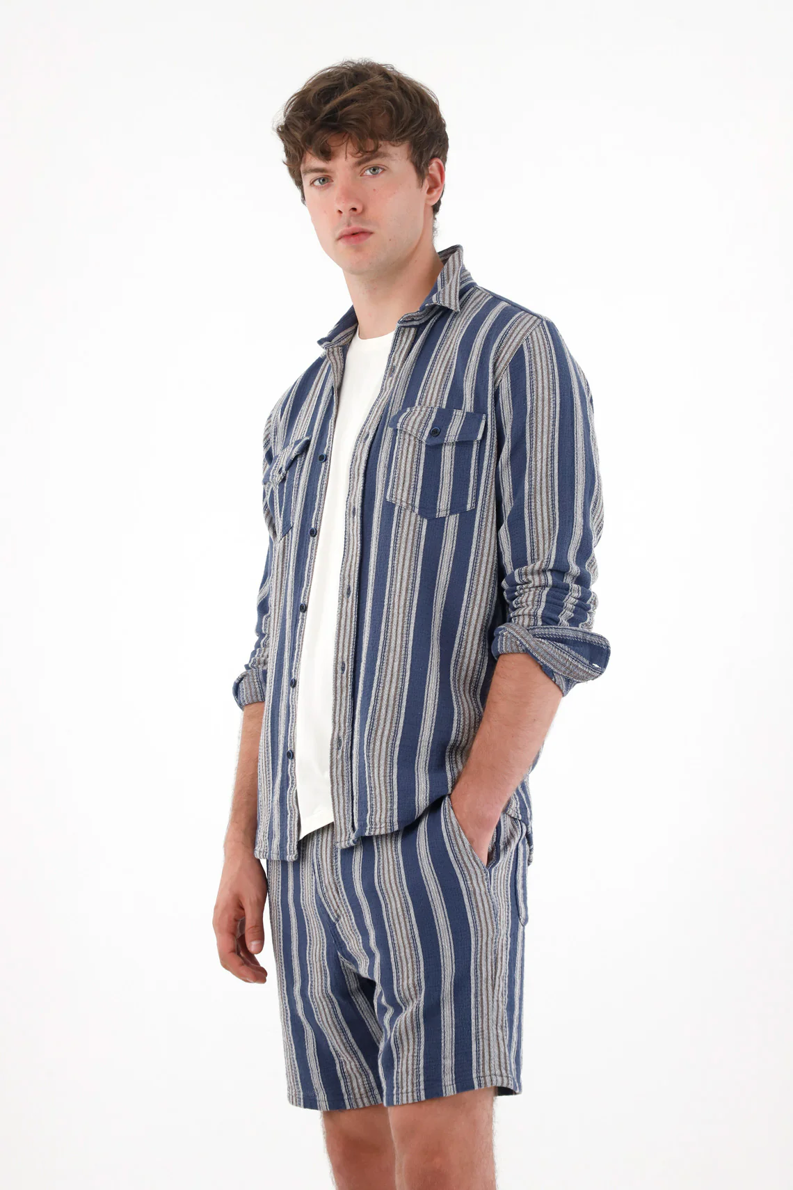 Classic Striped Bermuda Shorts for Men - Image 2