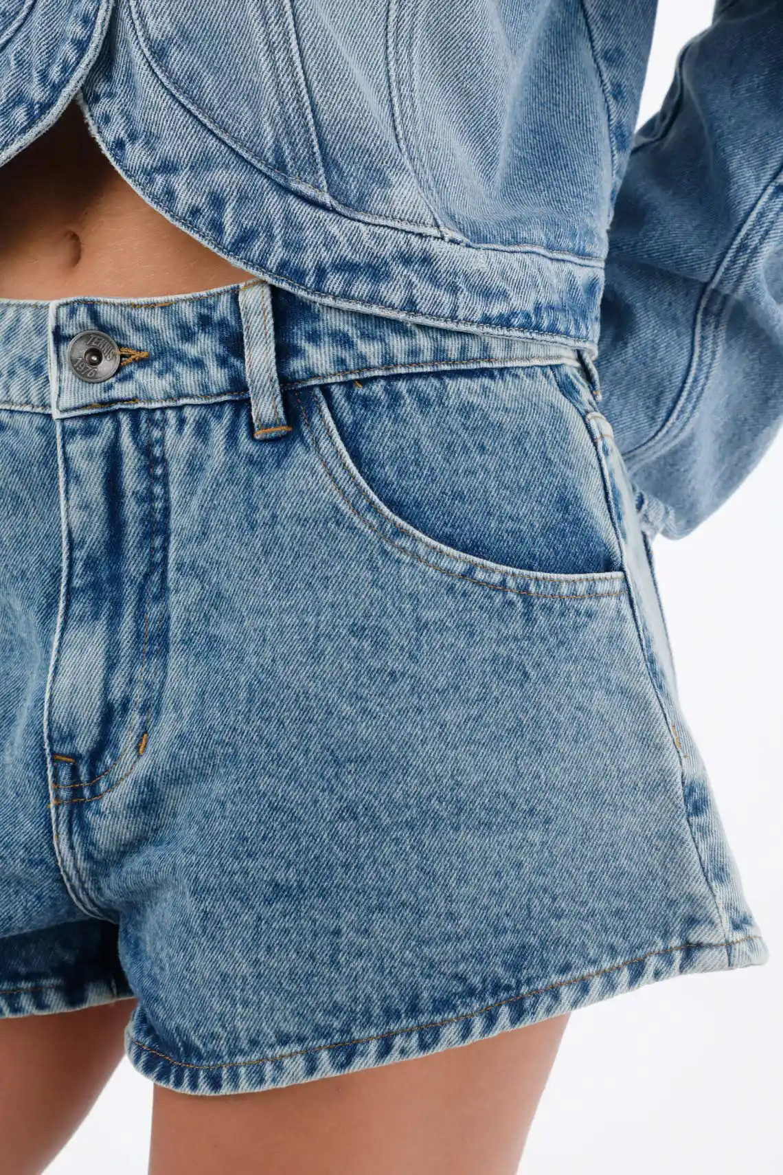 Light Blue Denim Bermuda Shorts for Women with Curved Hem - Image 4