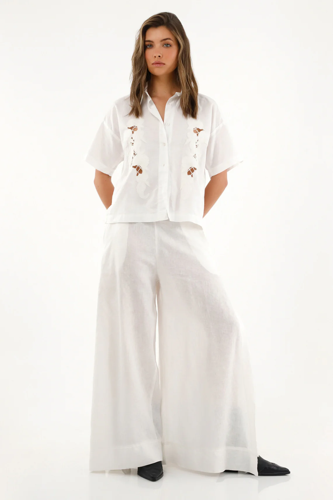 Women's cream shirt with embroidery