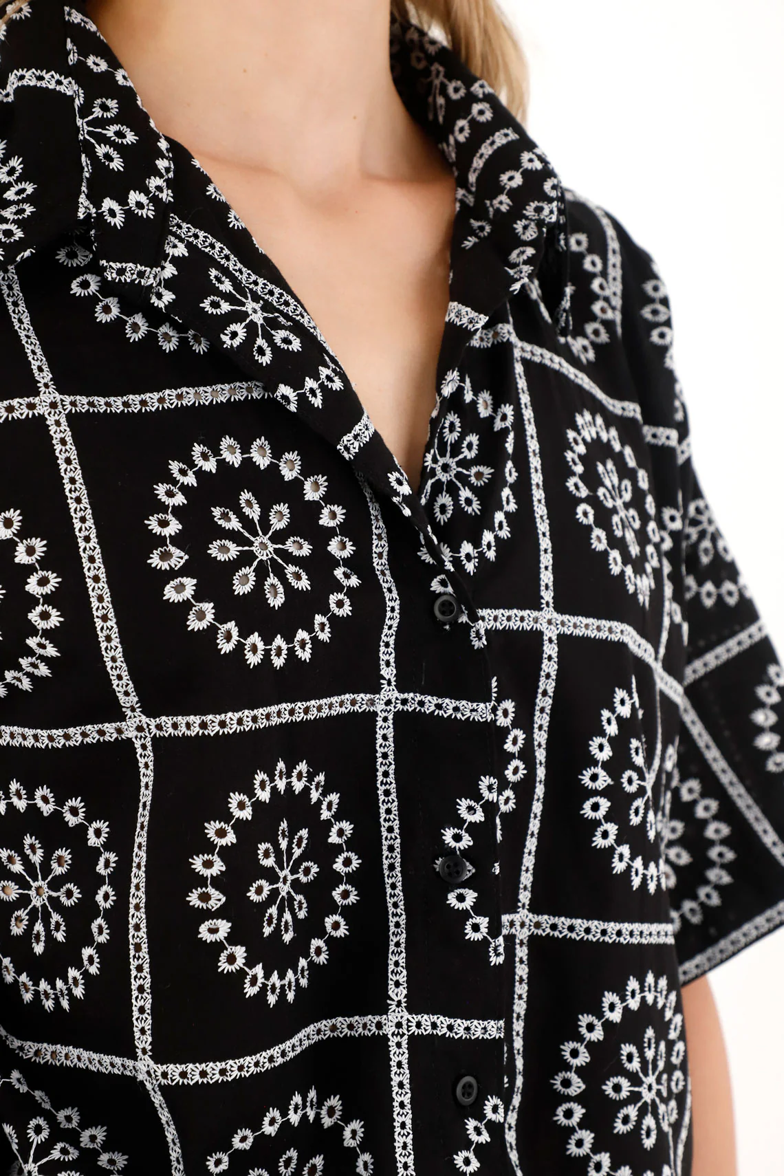 Women's Black Embroidered Fabric Shirt - Image 3