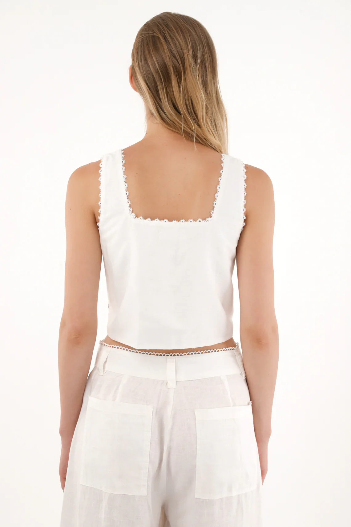 Women's Sleeveless Shirt with Lace Details - Image 4