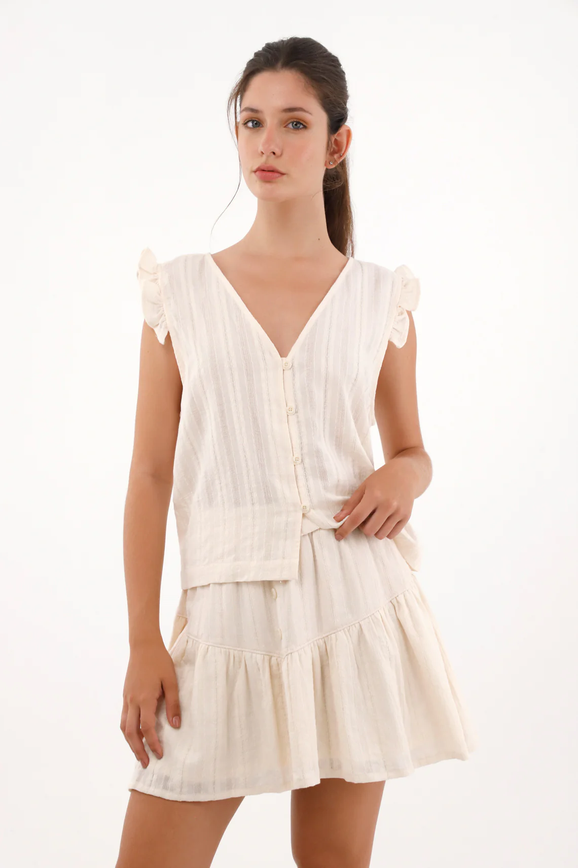 Women's Sleeveless Shirt with Bolero in Cream