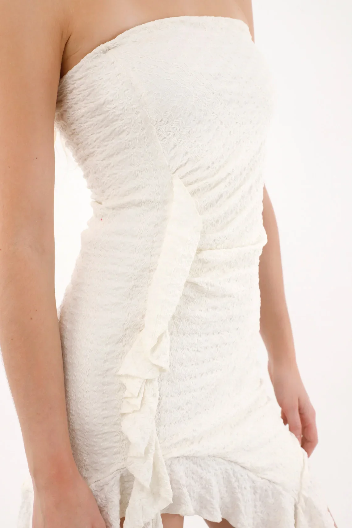 Off-White Strapless Short Dress for Women - Image 3