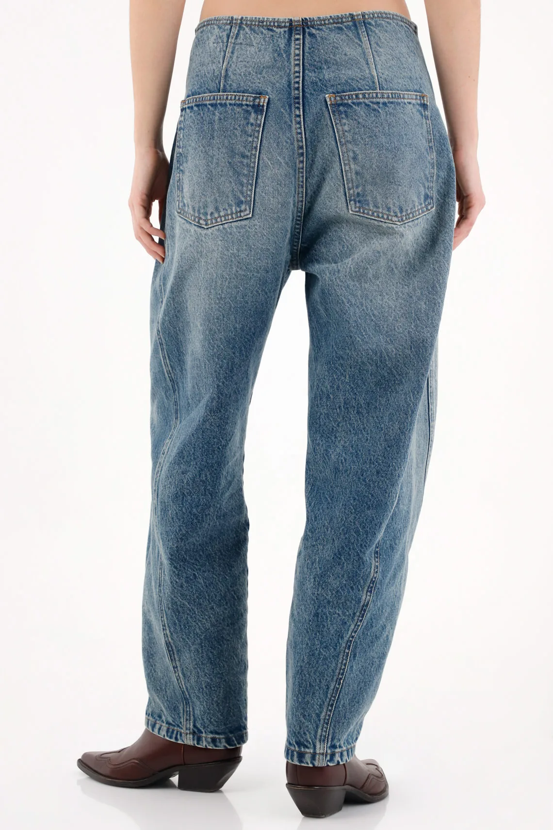 Light Blue Mom Fit Jeans for Women - Image 4