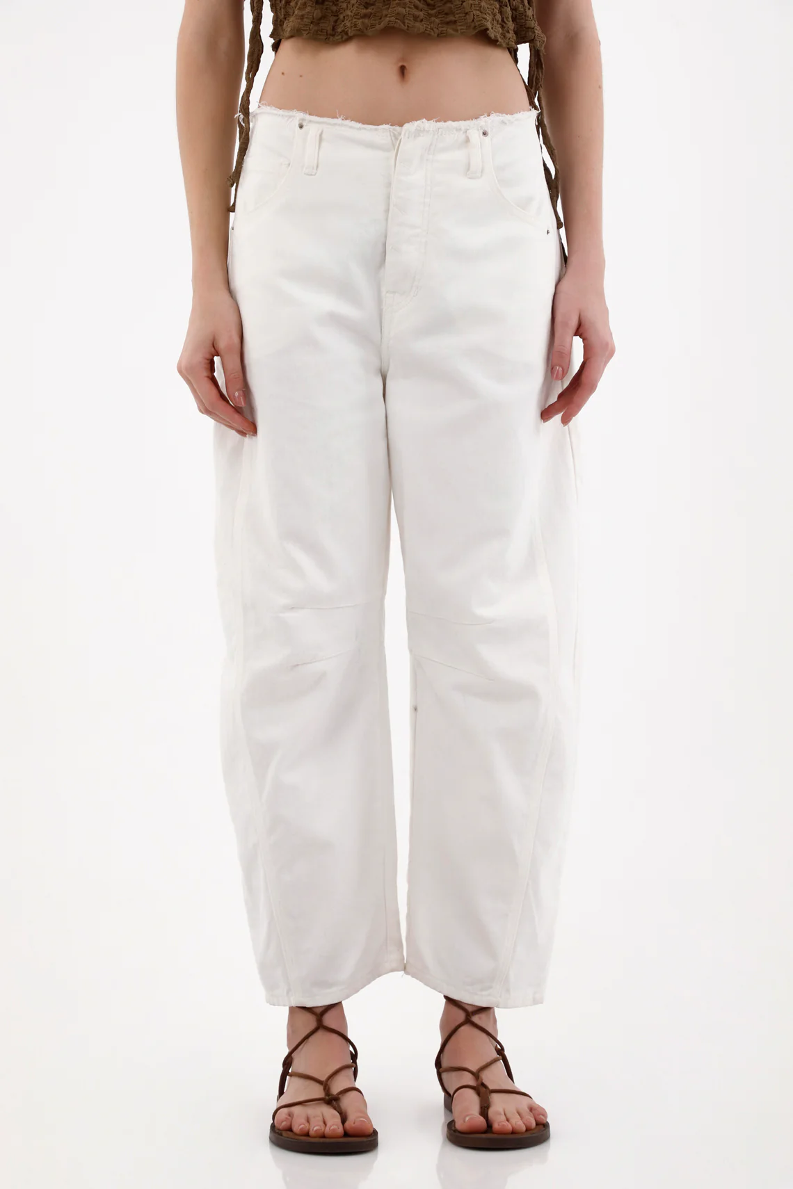 Women's Raw Denim Horseshoe Jeans with Distressed Hem
