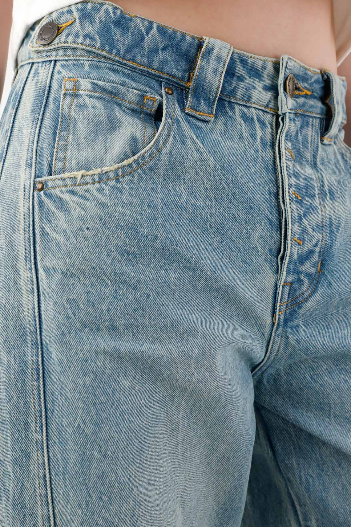 Women's Horseshoe Jeans with Decorative Strap - Image 3