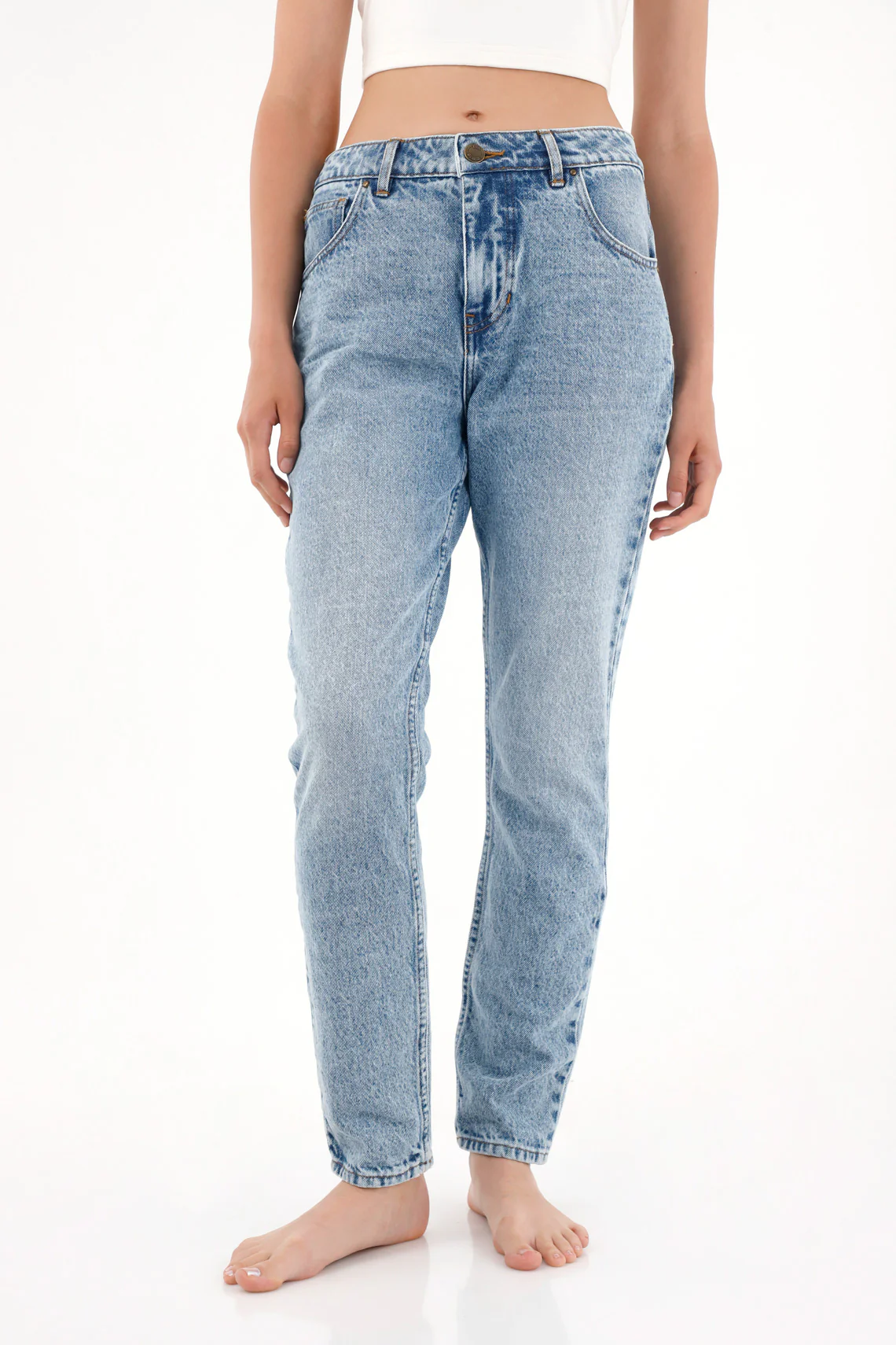 Women's High-Waisted Medium Tone Mom Jeans