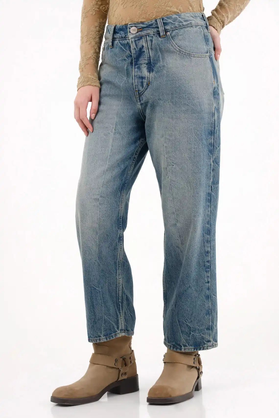 Low Rise Straight Leg Jeans in Blue for Women - Image 2