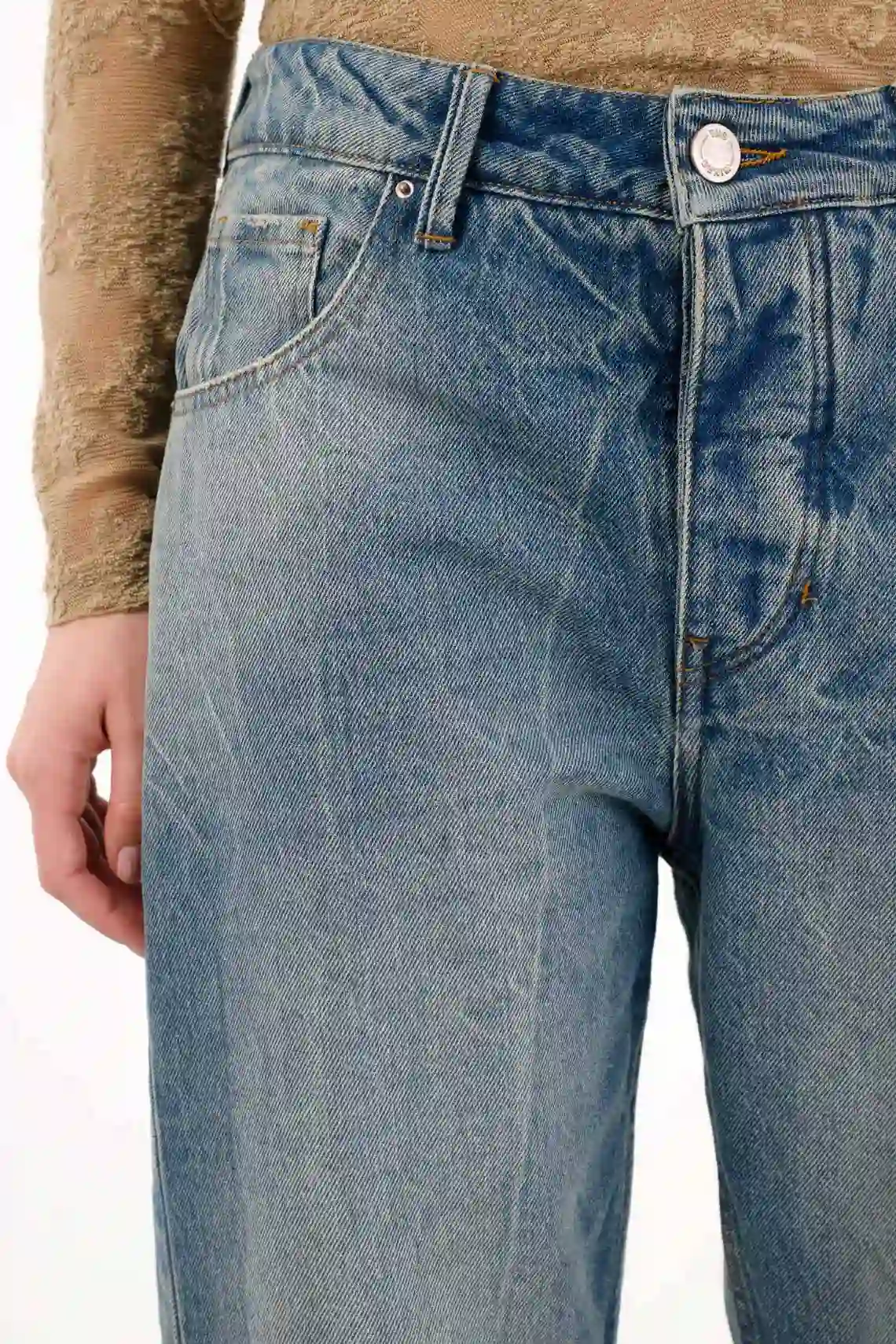 Low Rise Straight Leg Jeans in Blue for Women - Image 3