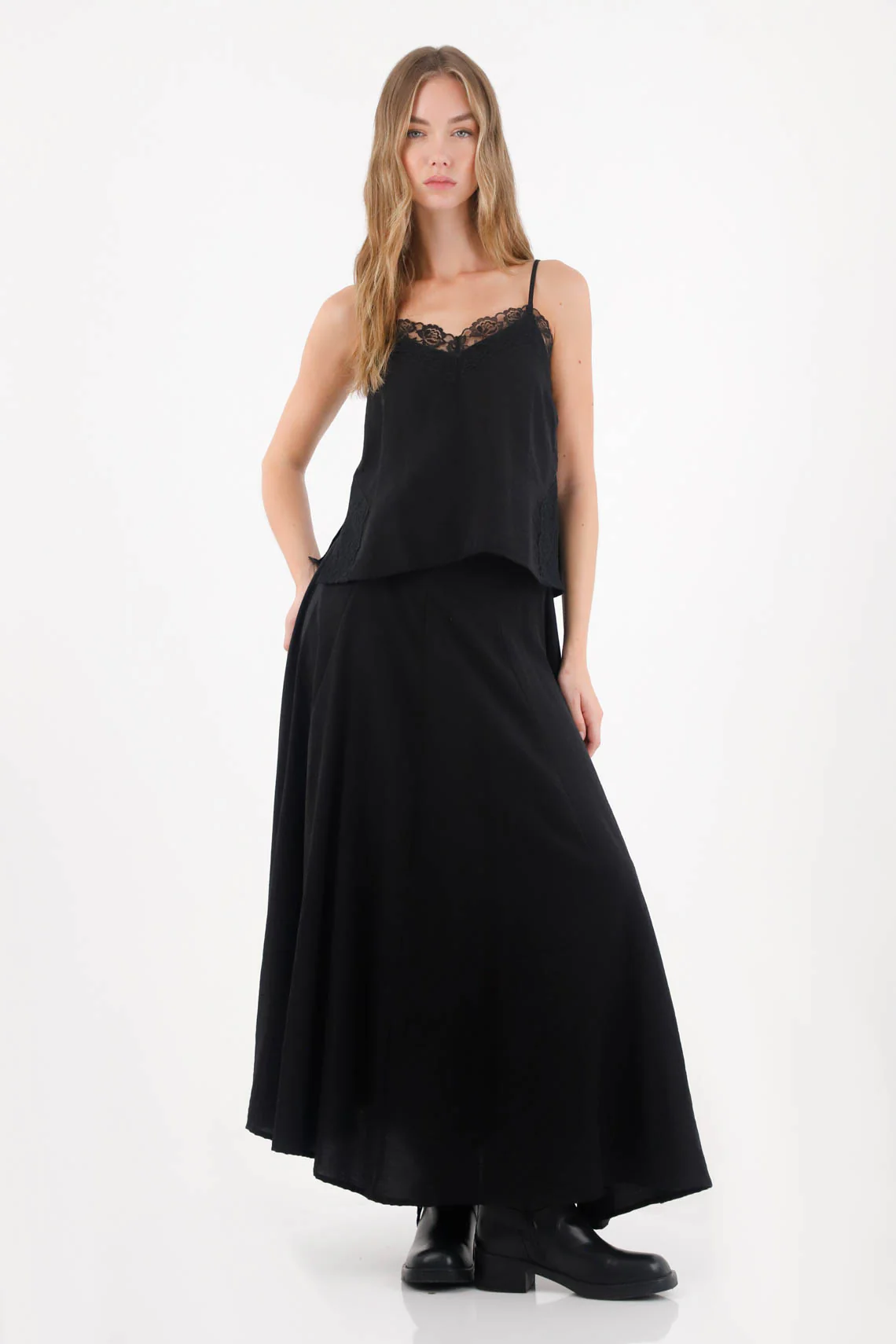 Long black flowy skirt for women - Image 5