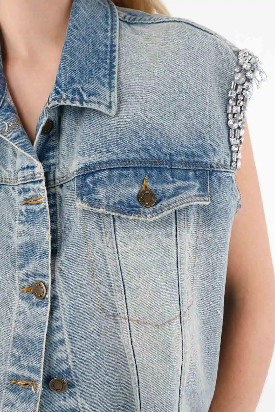Oversized Denim Vest in Blue for Women - Image 3