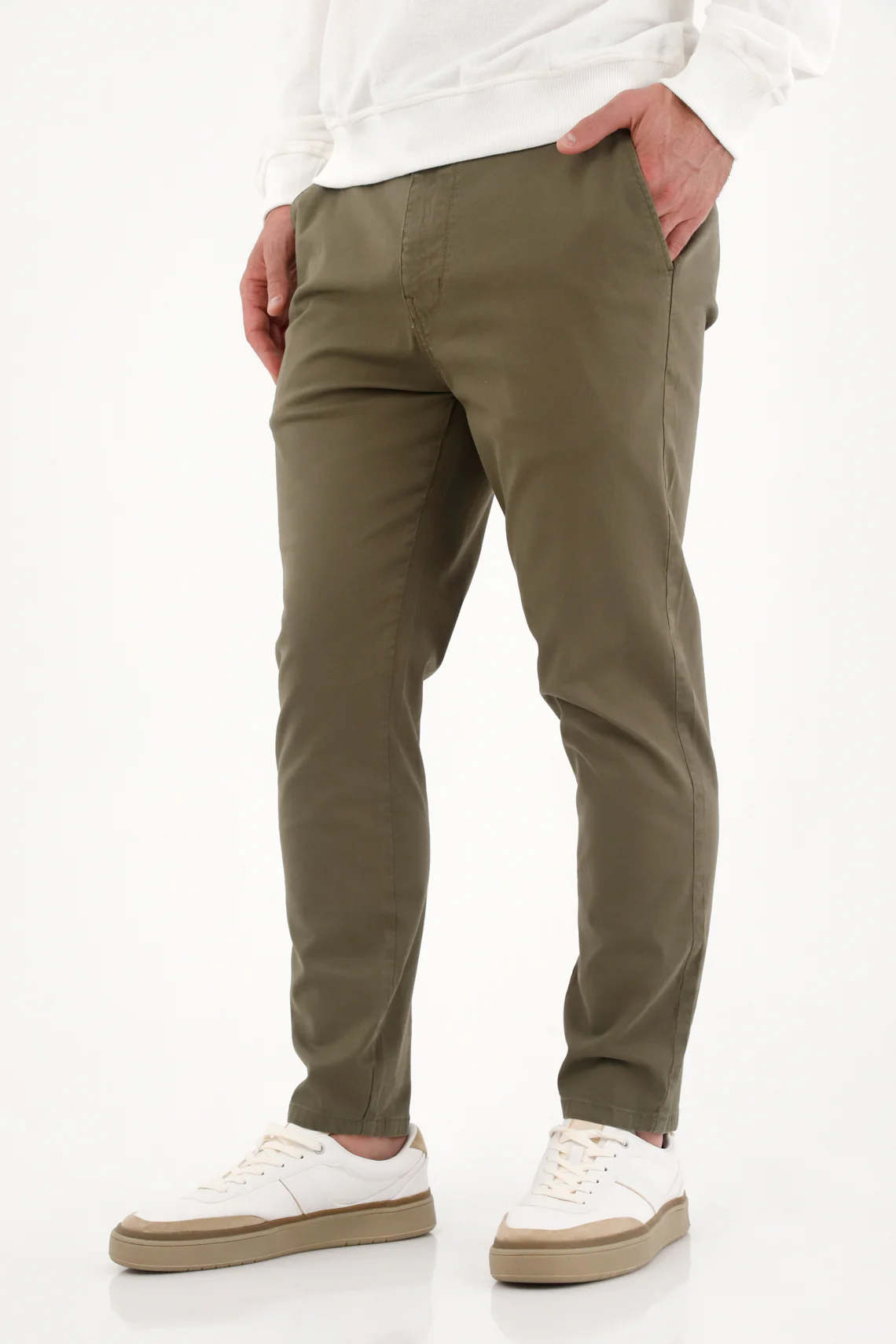 Stylish Green Chino Pants for Men - Image 2