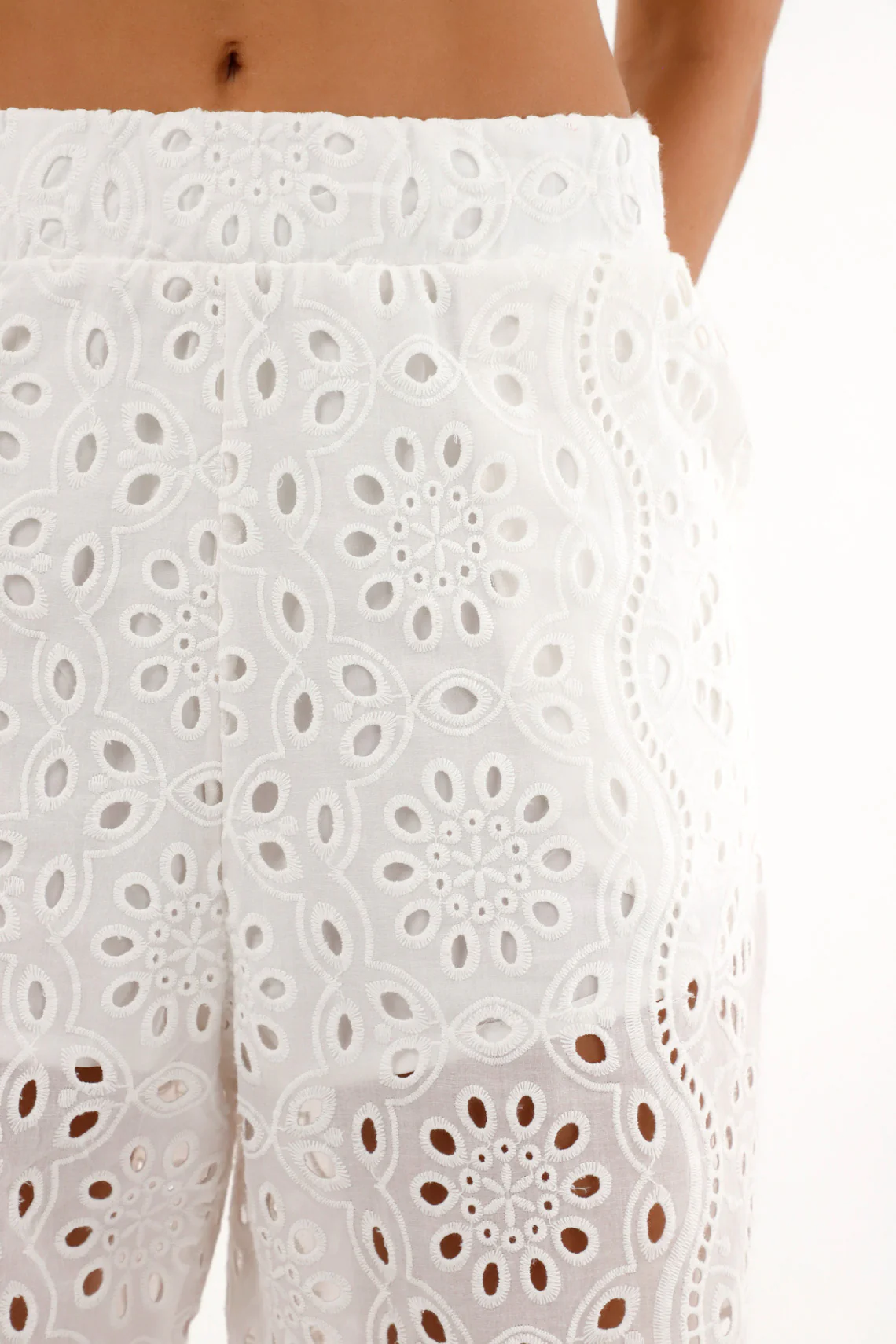 Women's high-waisted ojalillo pants - Image 3