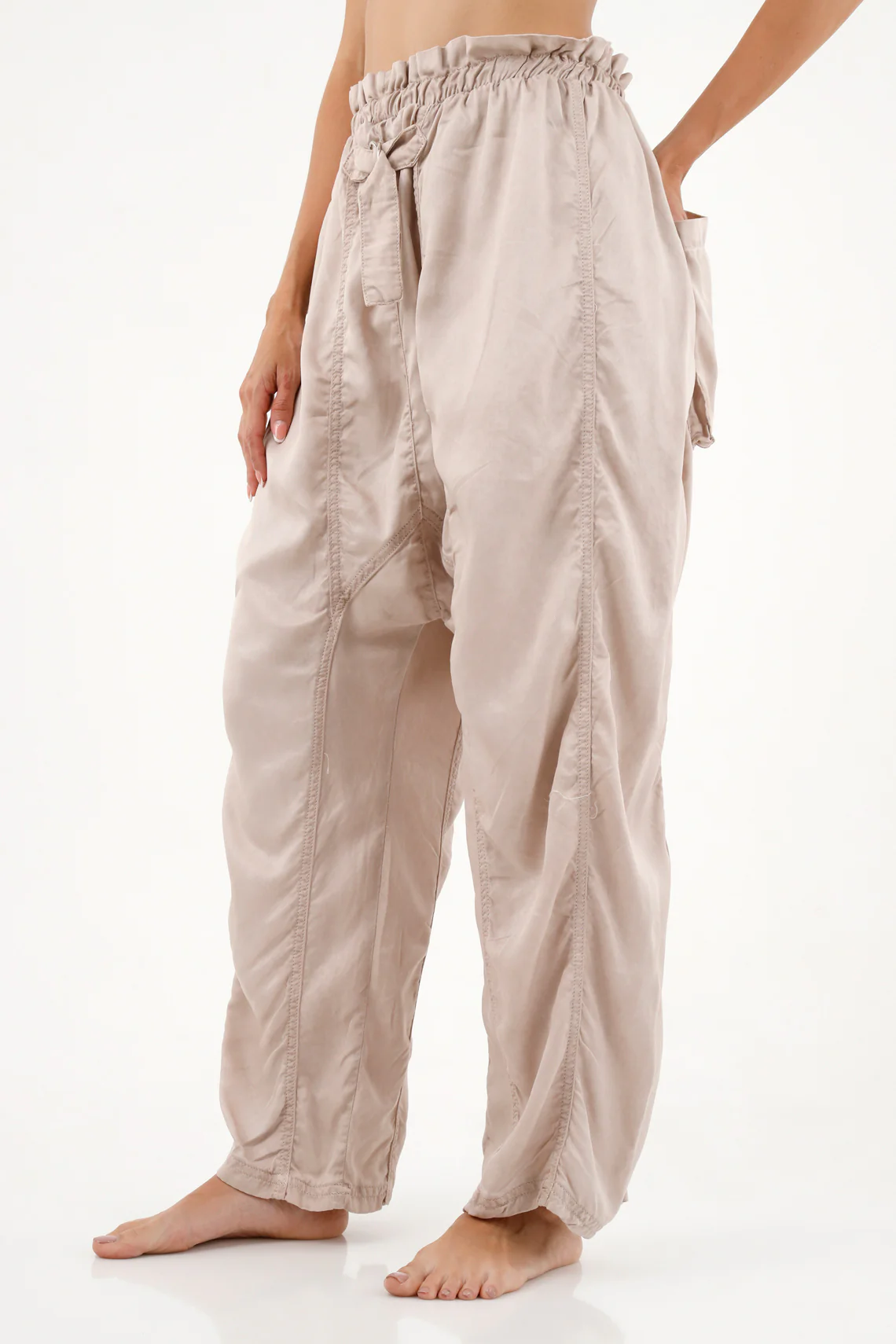 Women's Oversized White Pants - Image 2