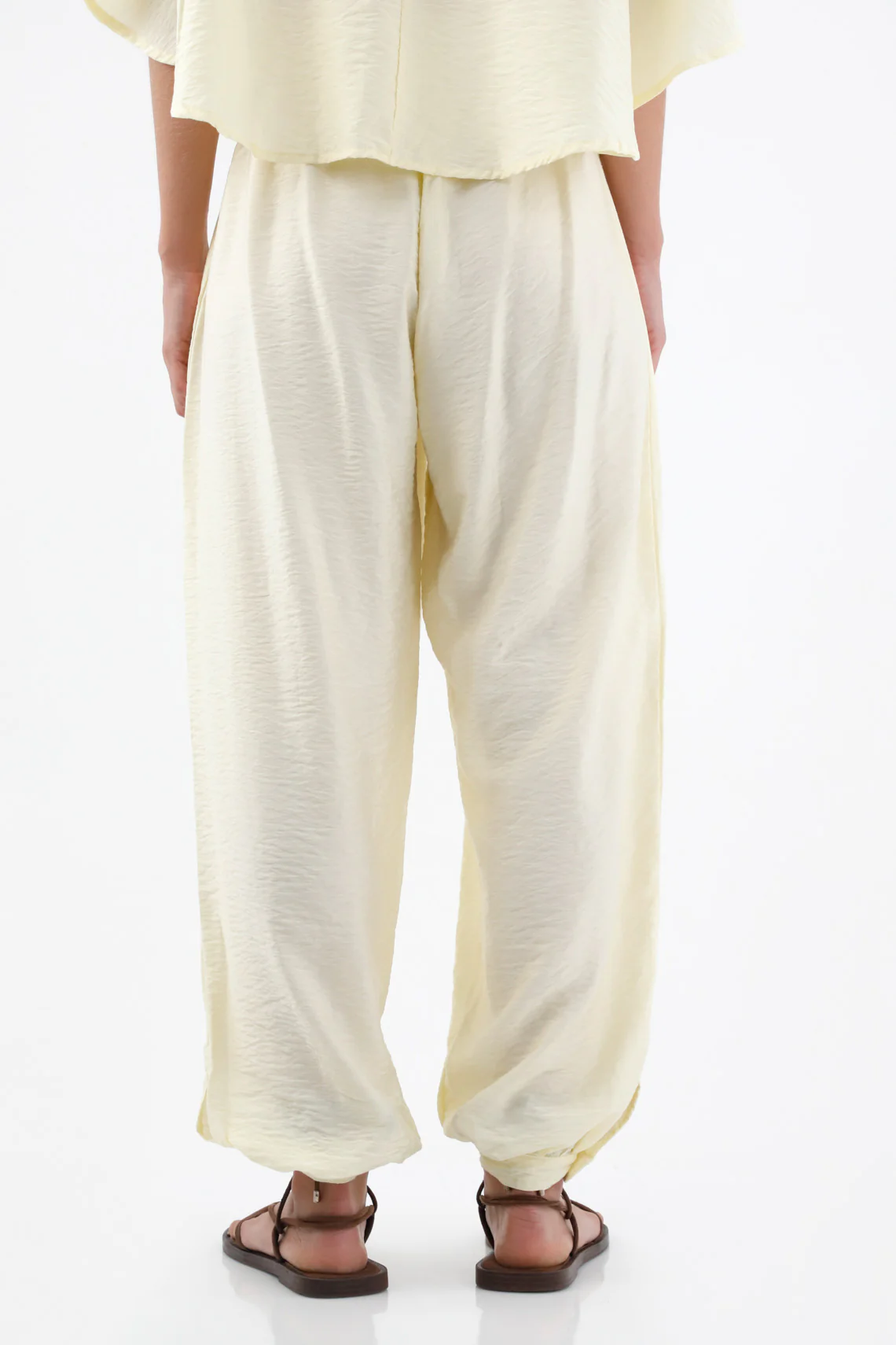Ivory Viscose Relaxed Fit Pants with Crinkle Texture for Women - Image 5