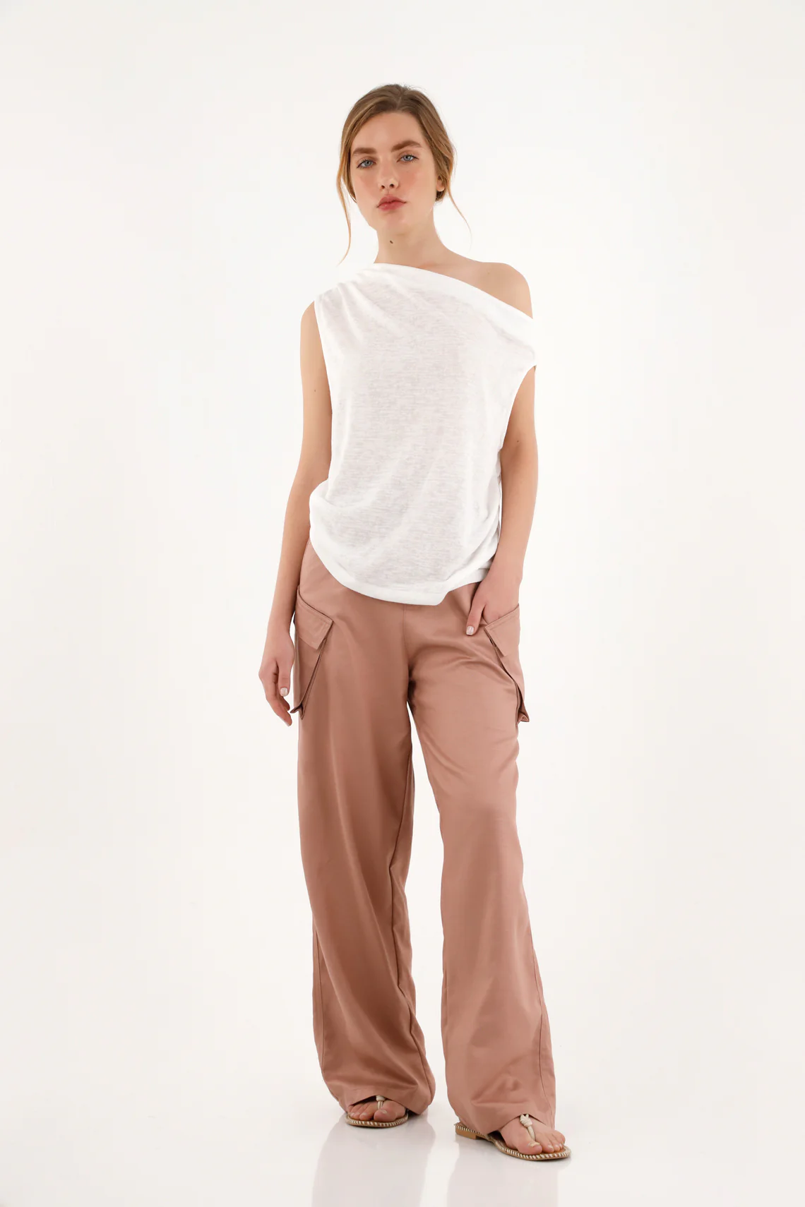 Women's Pink Oversized Cargo Pants with Pockets - Image 2