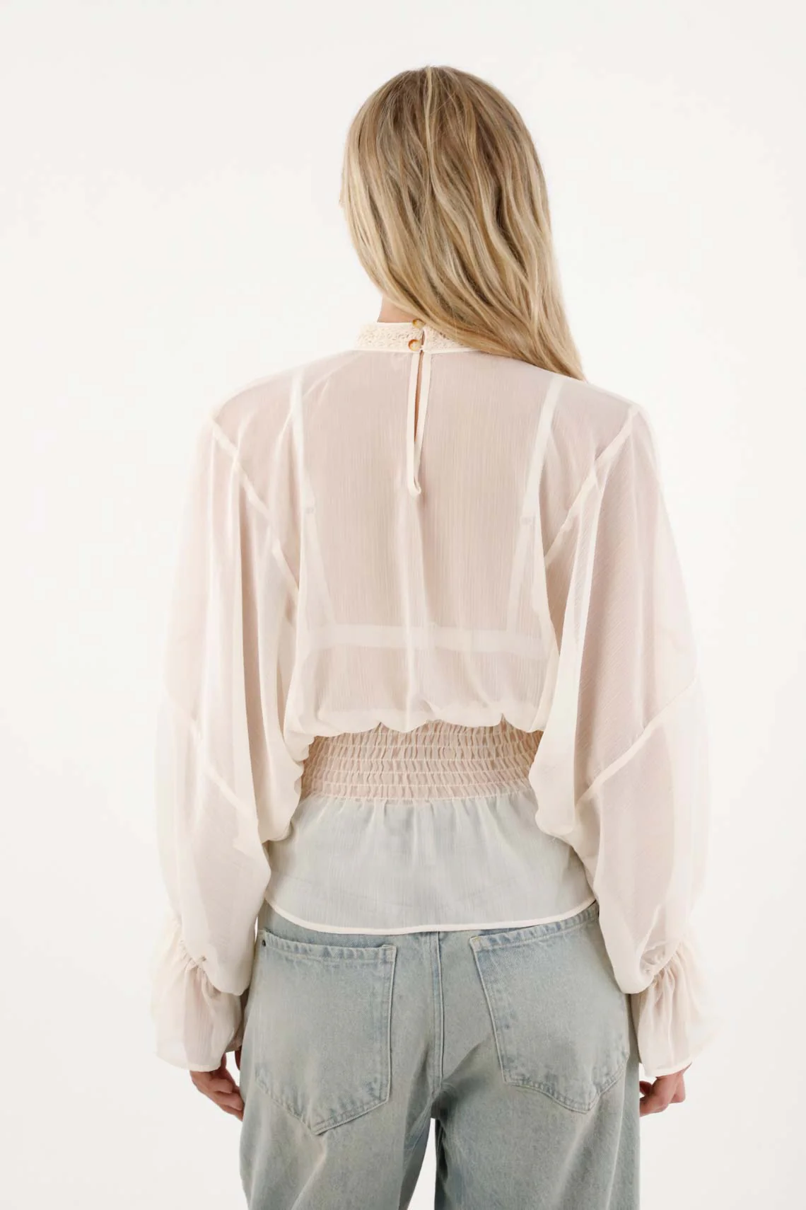 Shirt with high collar and lace details for women - Image 4