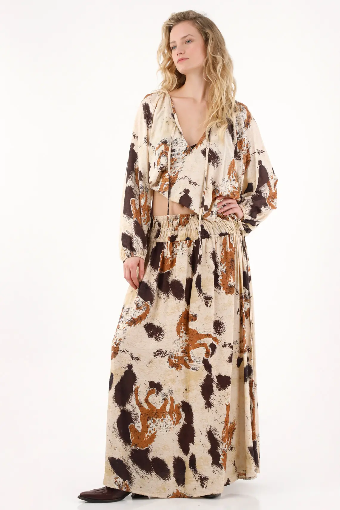 Printed Shirt with Straps at the Neck for Women - Image 2