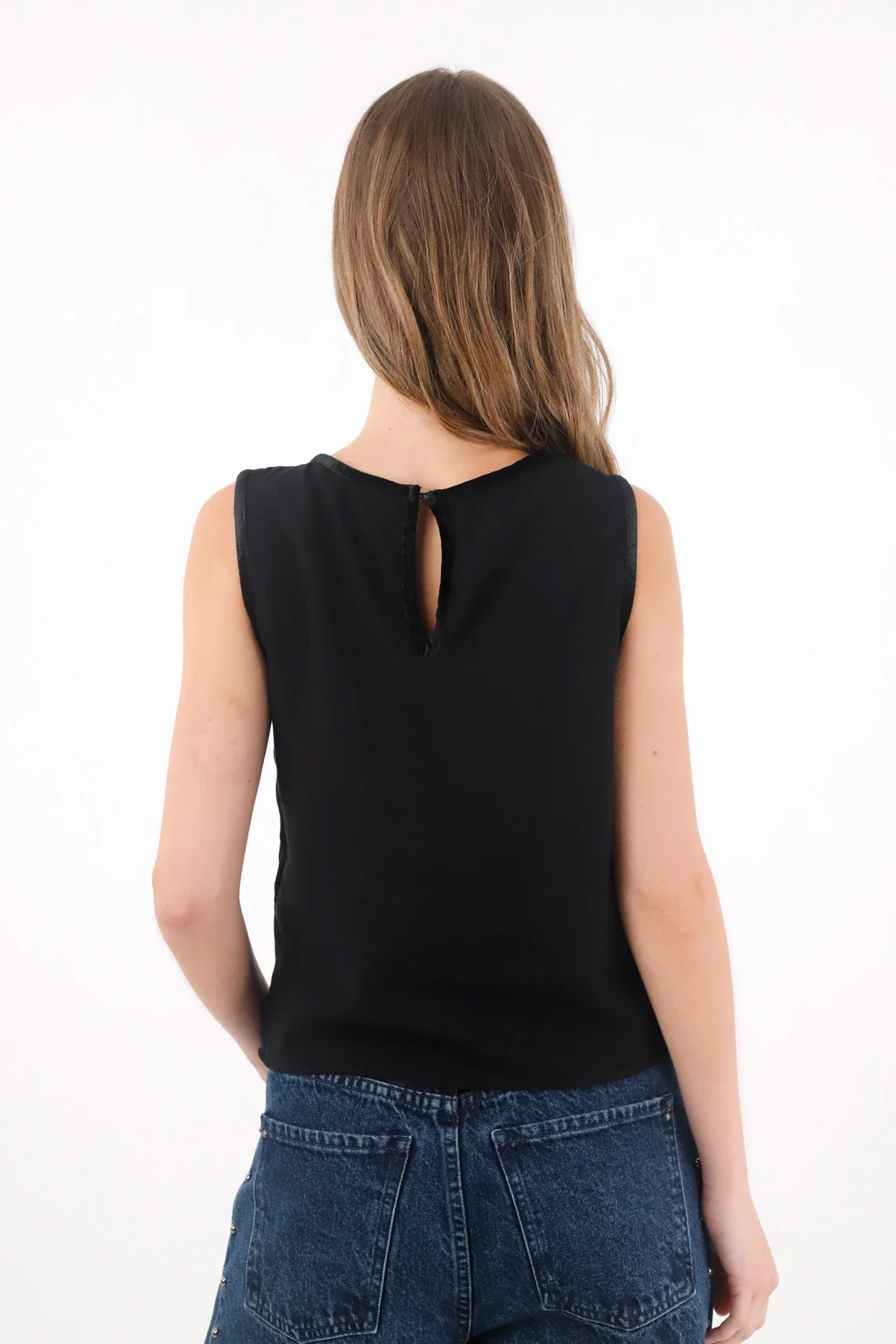 Sleeveless Shirt with Black Paisley Design for Women - Image 4