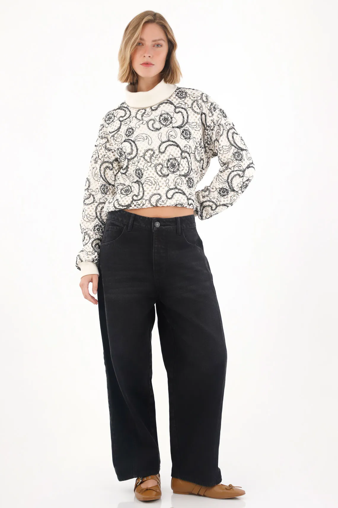 Embroidered Sweatshirt with Paisley Design for Women - Image 3