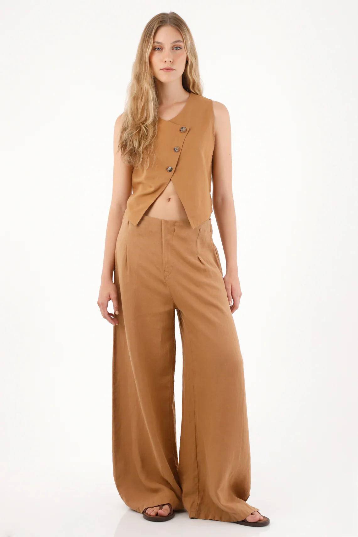 Women's 100% Linen Cross-Design Vest in Coffee - Image 2