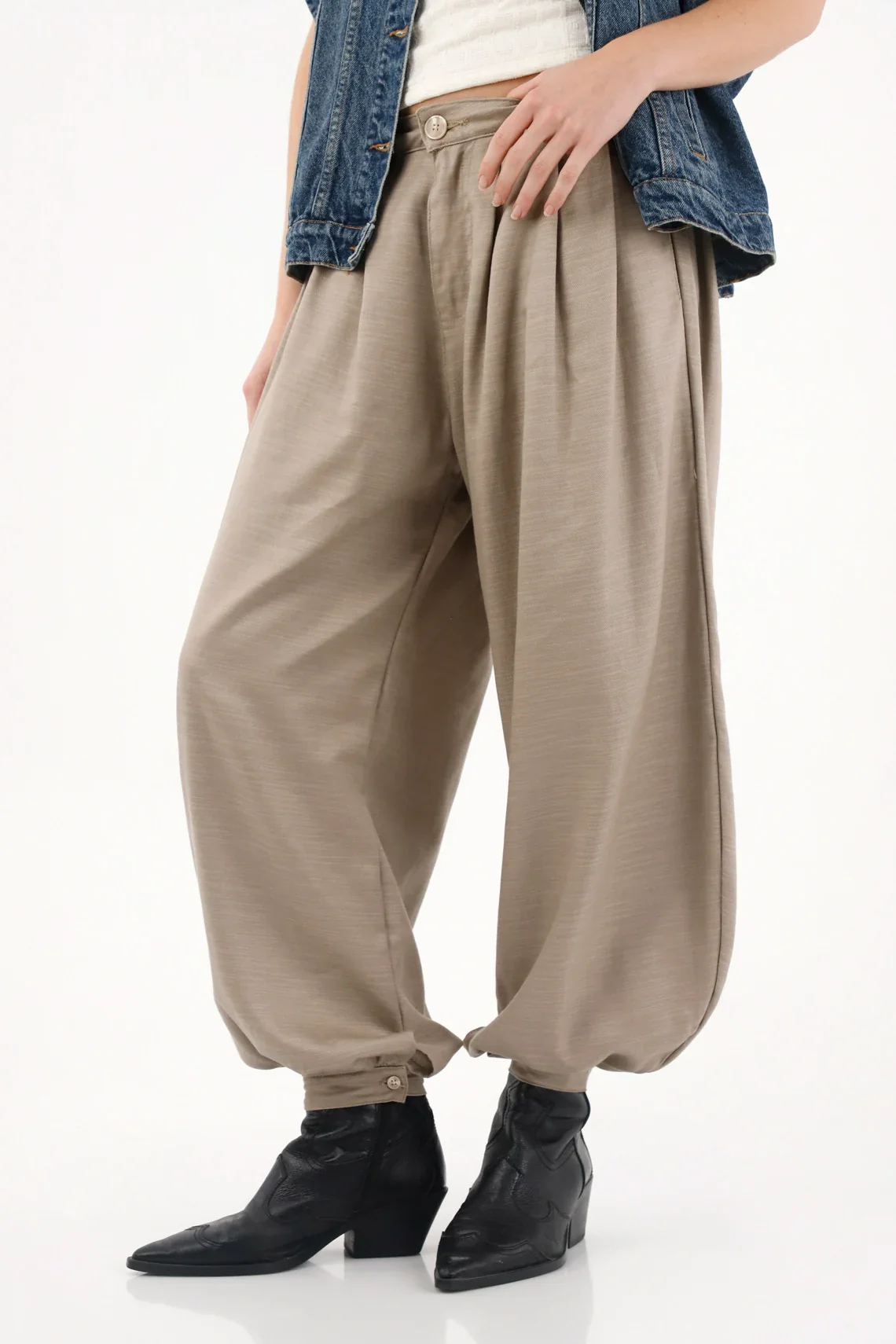 Wide-leg Trousers with Pleats for Women - Image 2