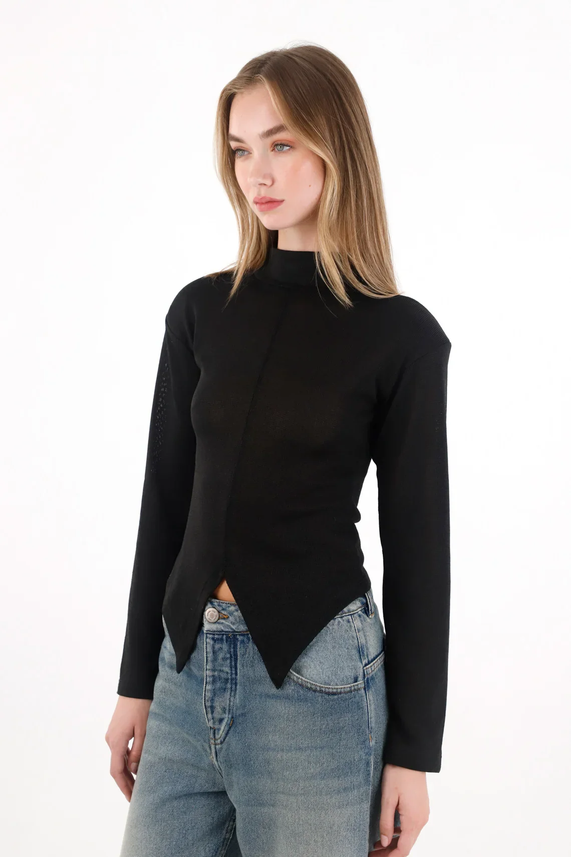 Black Asymmetrical Hem T-Shirt for Women