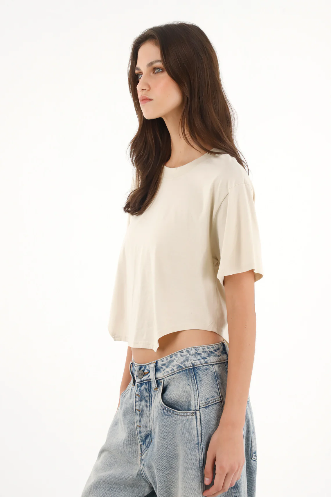 Women's Gray Wide-Fit T-Shirt with Side Slits - Image 2