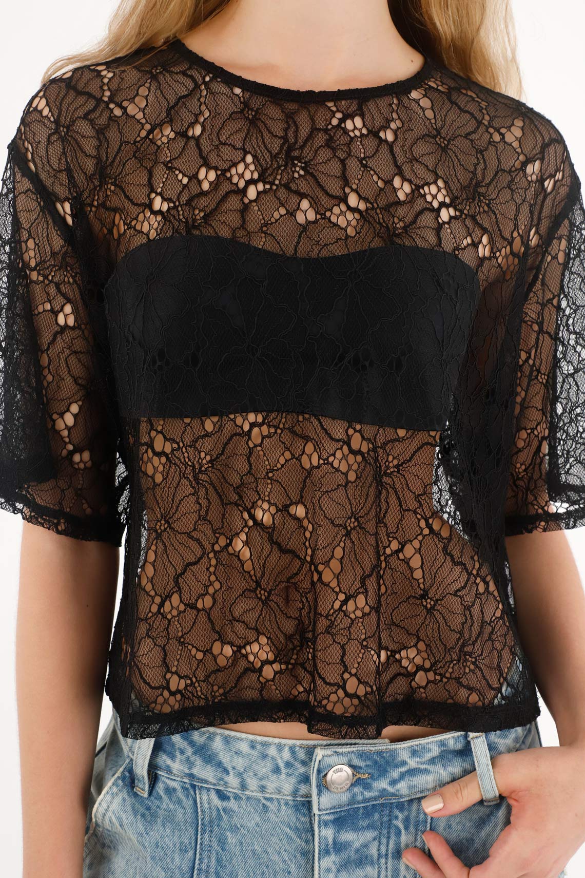 Women's Black Boxy Fit Wide Silhouette T-shirt - Image 2