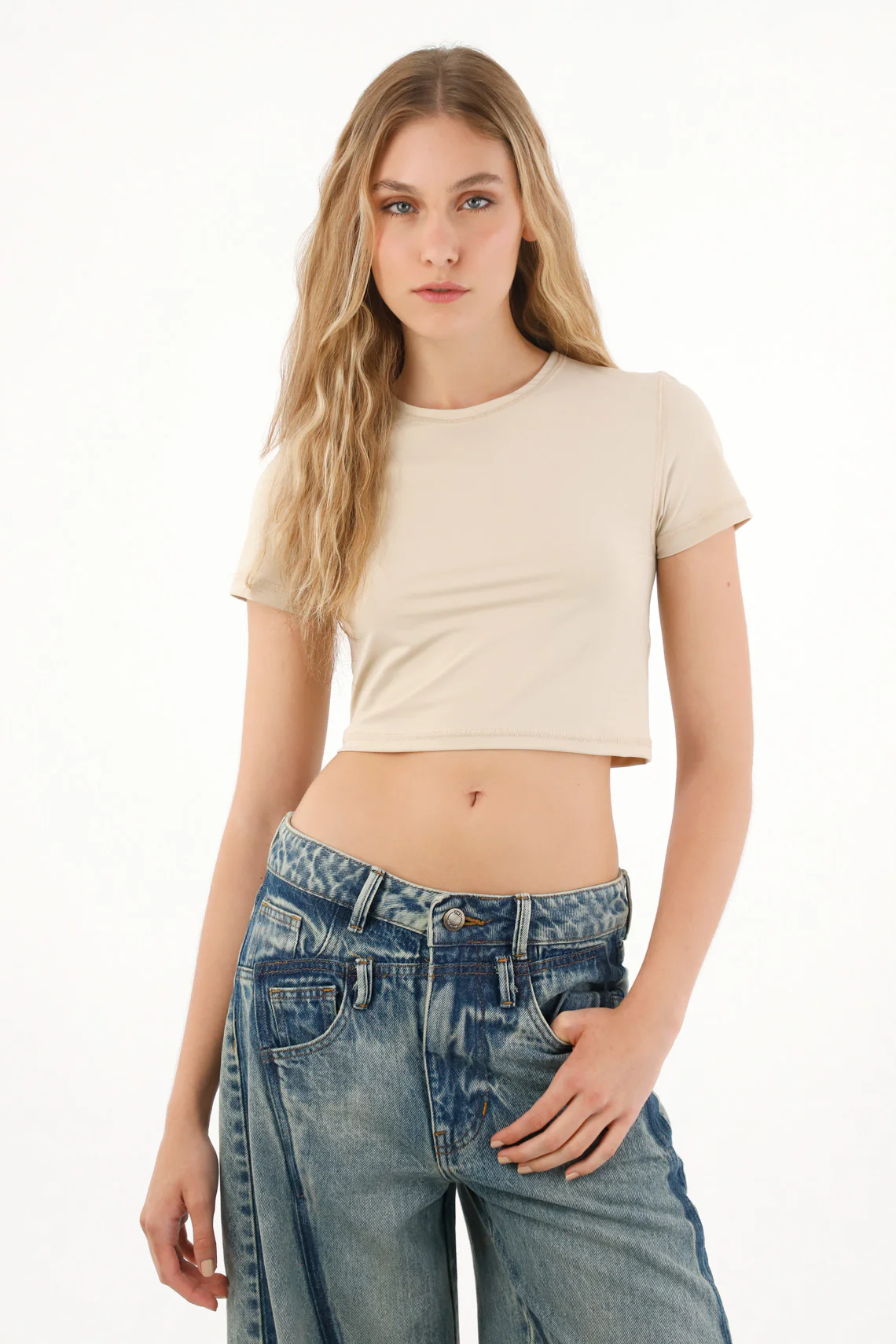 Women's Fitted Crop Top in Cream