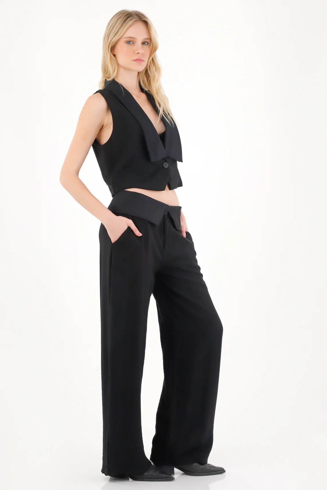 Wide Leg Pants with Cuff in Black for Women - Image 3
